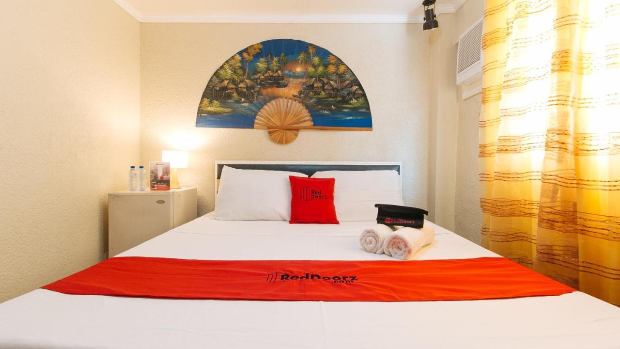 RedDoorz Plus @ Lagoon Beach Resort Zambales Olongapo Exterior foto