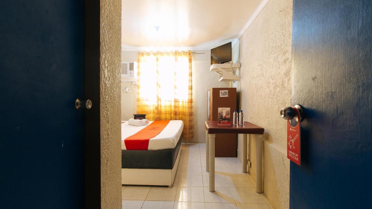 RedDoorz Plus @ Lagoon Beach Resort Zambales Olongapo Exterior foto